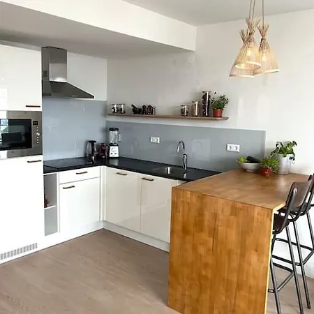 Apartman Cozy Beachfront In Town *